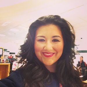 Meet your Posher, Brooke